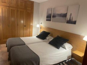 Aparthotel El Serch